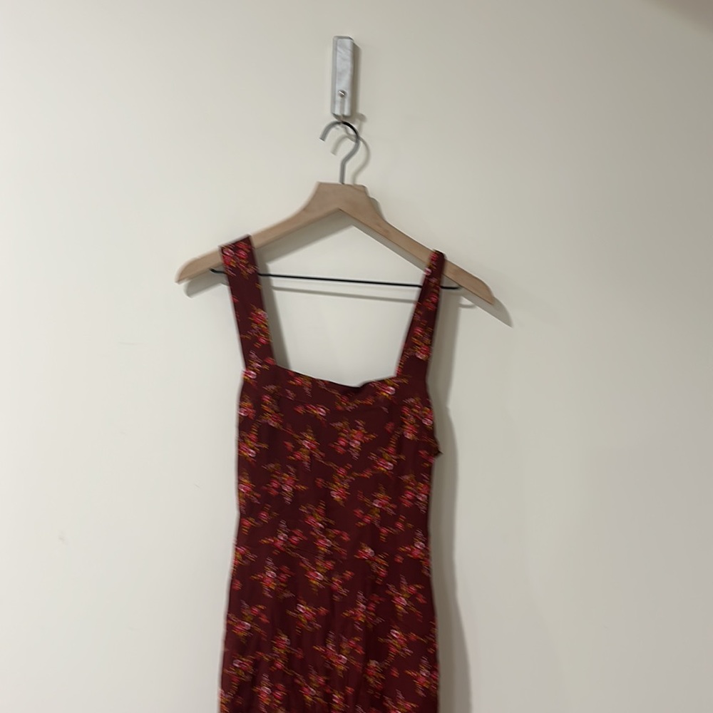 NEW • Madewell • Women’s Apron Bow-Back Jumpsuit in Windowbox Floral Burgundy 2 - Picture 3 of 4
